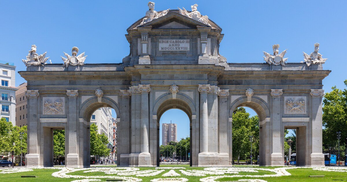 The Puerta de Alcala gate in Madrid (file photo)