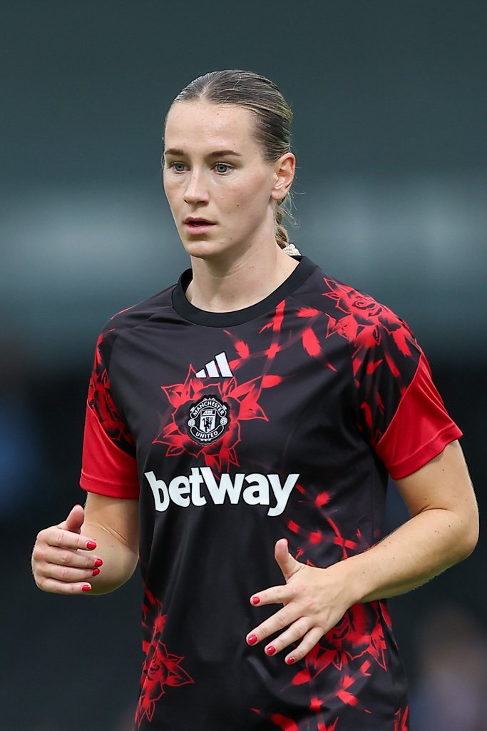 Terland Norway hat-trick: Elisabeth Terland warming up for United, September 2026 (file photo)